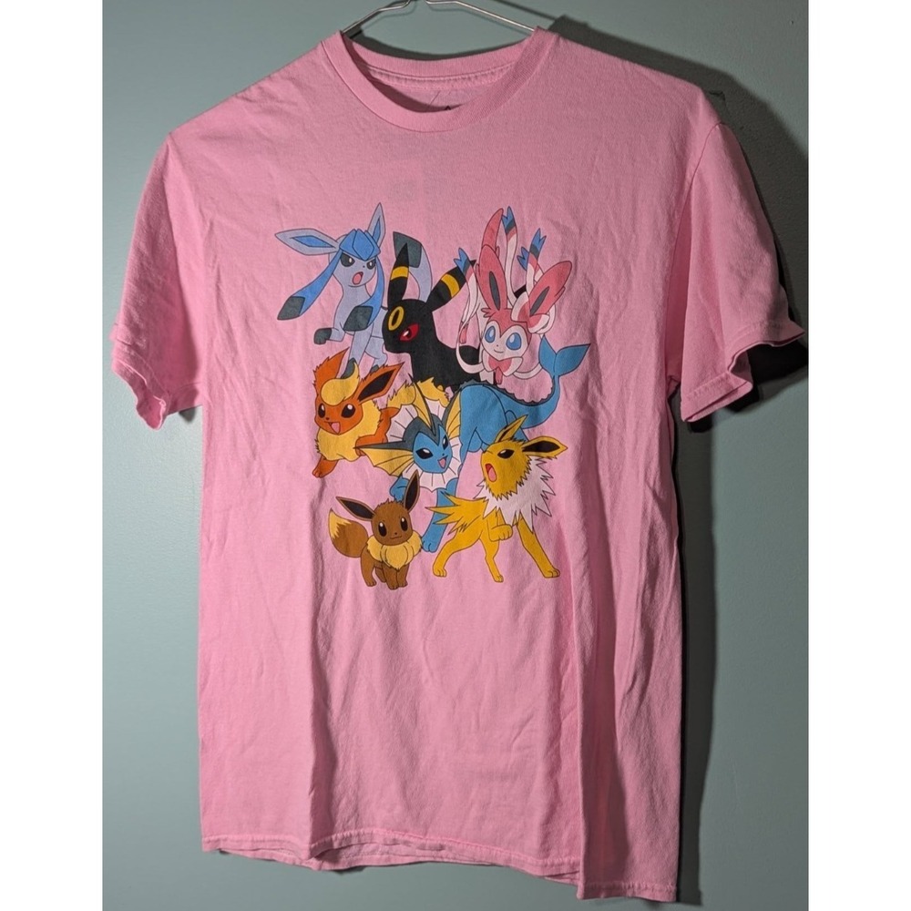 2022 Pokemon Pink T shirt New With Tags Size Medium